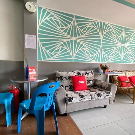 Spot On 90283 Twenty Seven Muntri Hotel Tanjung Bungah  Ngoại thất bức ảnh