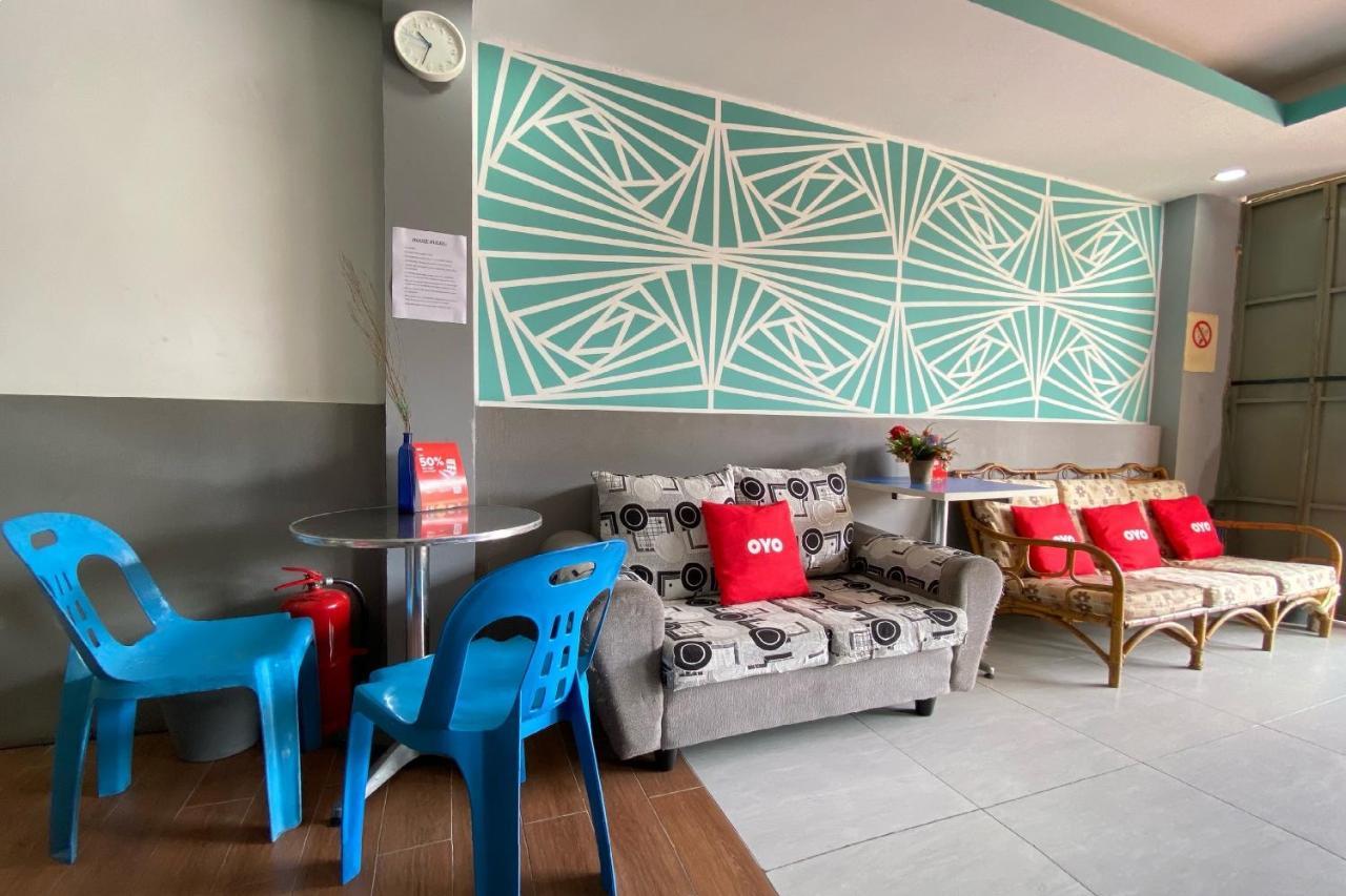 Spot On 90283 Twenty Seven Muntri Hotel Tanjung Bungah  Ngoại thất bức ảnh